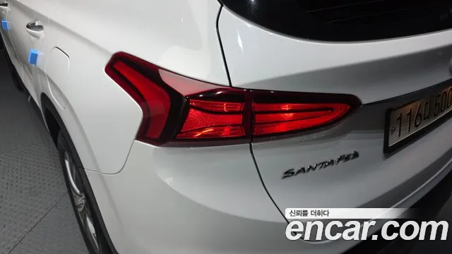 Hyundai Santafe 2020 — фото 9