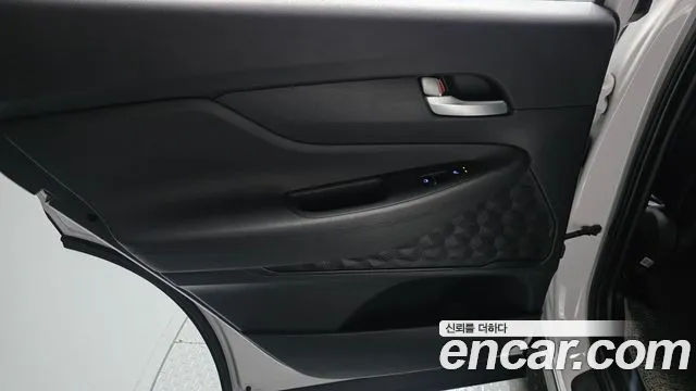 Hyundai Santafe 2020 — фото 15