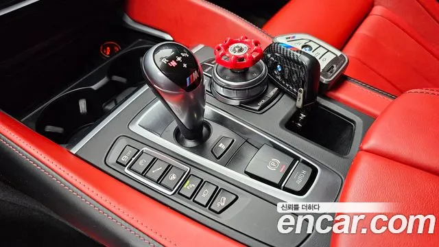 BMW X5M 2018 — фото 12