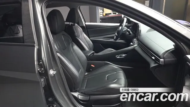 Hyundai AVANTE 2021 — фото 17