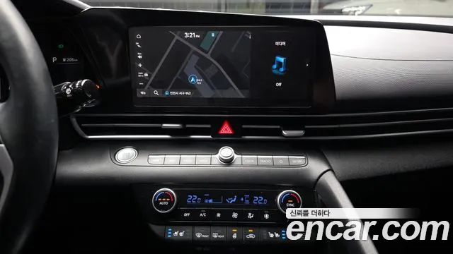Hyundai AVANTE 2021 — фото 20