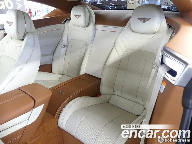 Bentley Continental 2023 — фото 19