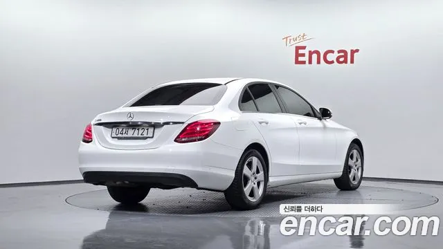 Mercedes-Benz C-Class 2017 — фото 1