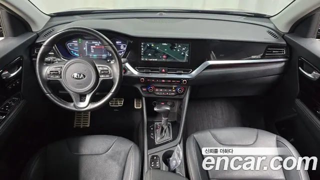 Kia Niro 2020 — фото 10