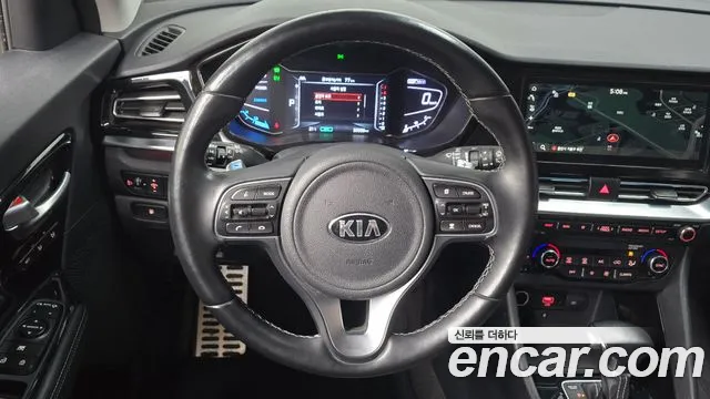 Kia Niro 2020 — фото 18
