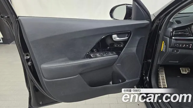 Kia Niro 2020 — фото 14