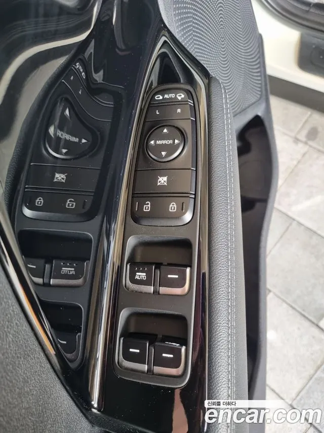 Kia Niro 2017 — фото 13