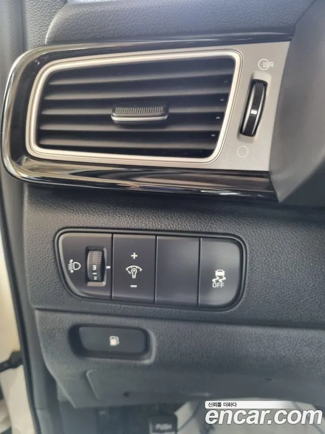 Kia Niro 2017 — фото 15