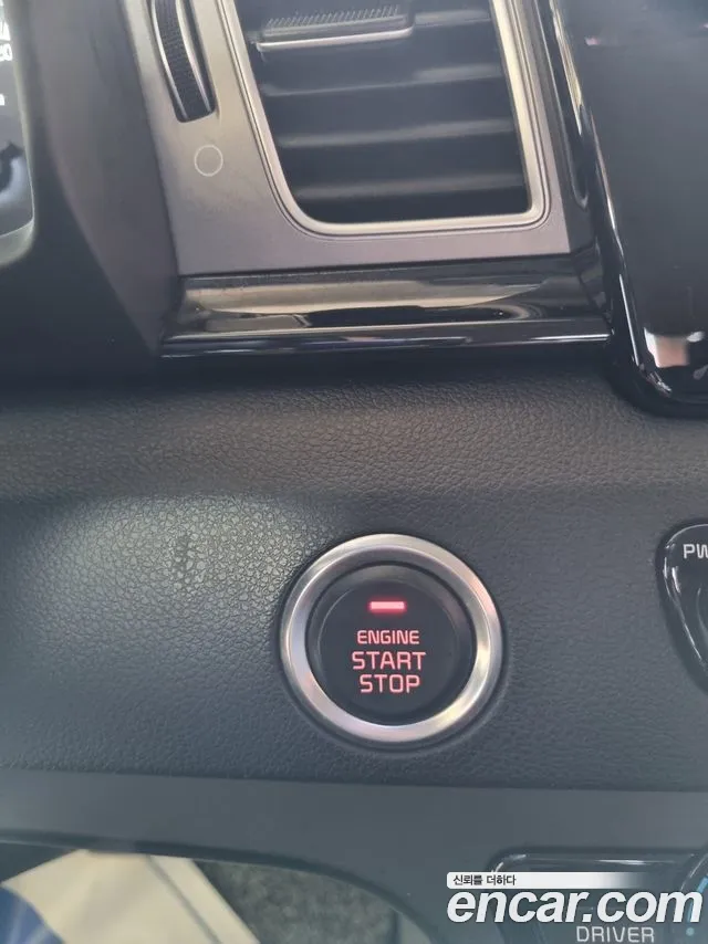 Kia Niro 2017 — фото 18