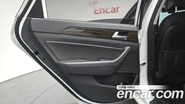 Hyundai Sonata 2016 — фото 15