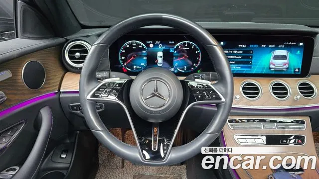 Mercedes-Benz E-Class 2021 — фото 13