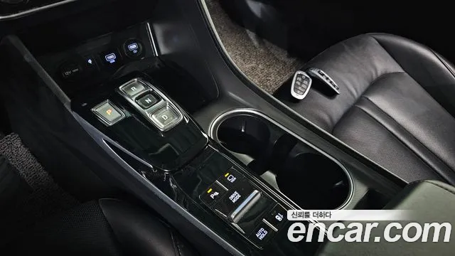Hyundai Sonata 2023 — фото 9