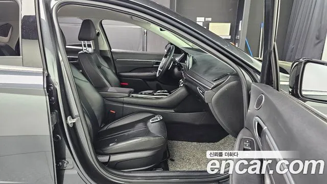 Hyundai Sonata 2023 — фото 12