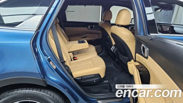 Kia Sorento 2021 — фото 18