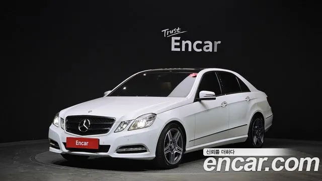 Mercedes-Benz E-Class 2013 — фото 1