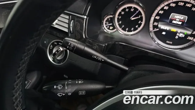 Mercedes-Benz E-Class 2013 — фото 16