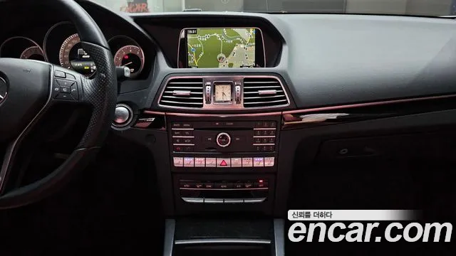 Mercedes-Benz E-Class 2016 — фото 13