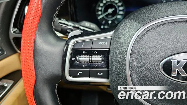 Kia Sorento 2021 — фото 16