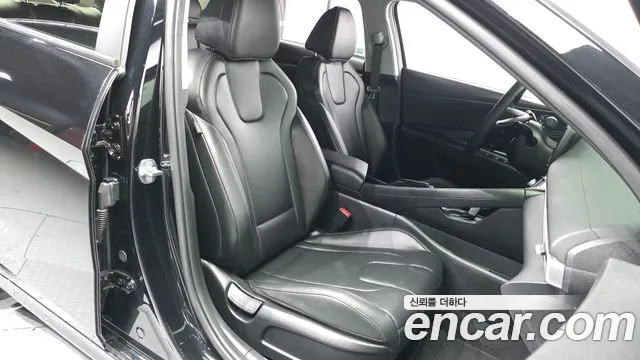 Hyundai AVANTE 2022 — фото 18