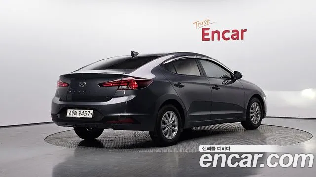 Hyundai AVANTE 2019 — фото 2