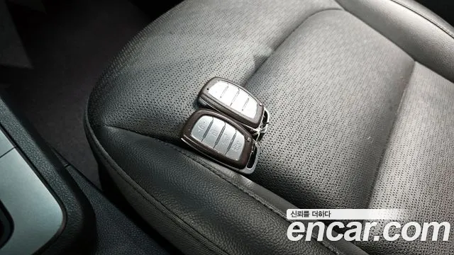 Hyundai AVANTE 2019 — фото 18