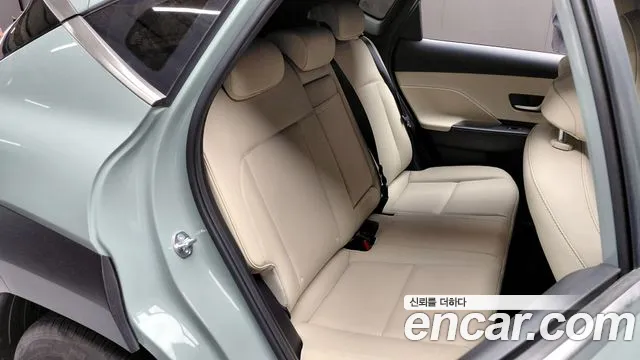Hyundai Kona 2023 — фото 17