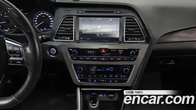 Hyundai Sonata 2016 — фото 14
