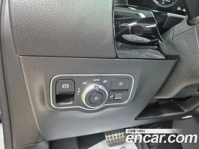 Mercedes-Benz GLA-Class 2021 — фото 13