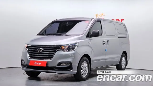 Hyundai Starex 2019 — фото 1