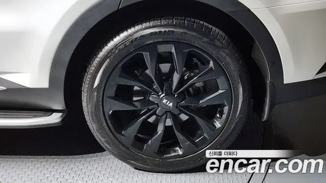 Kia Sorento 2021 — фото 7