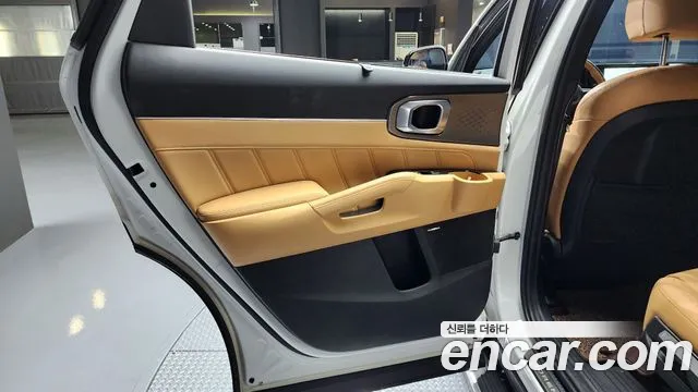 Kia Sorento 2021 — фото 15