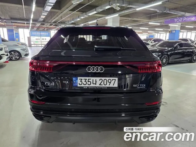 Audi Q8 2021 — фото 4