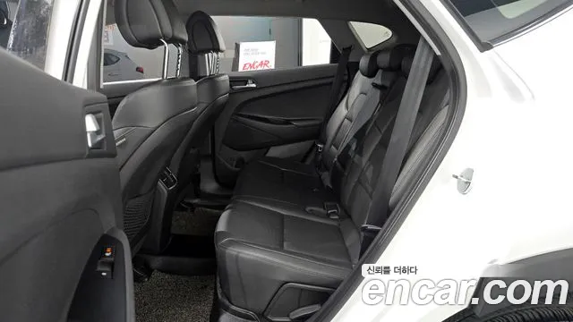 Hyundai Tucson 2017 — фото 18