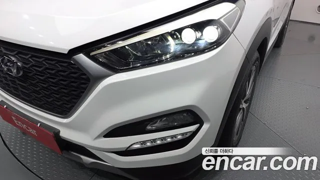 Hyundai Tucson 2017 — фото 8