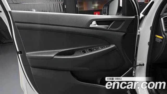 Hyundai Tucson 2017 — фото 14