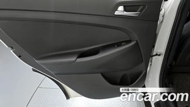 Hyundai Tucson 2017 — фото 15