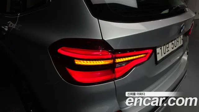 BMW X3 2018 — фото 9