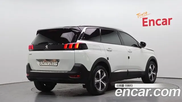 Peugeot 5008 2020 — фото 2