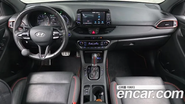 Hyundai i30 2020 — фото 10