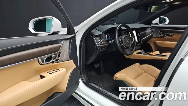 Volvo S90 2022 — фото 17