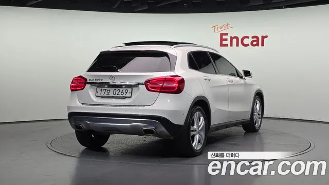Mercedes-Benz GLA-Class 2016 — фото 2