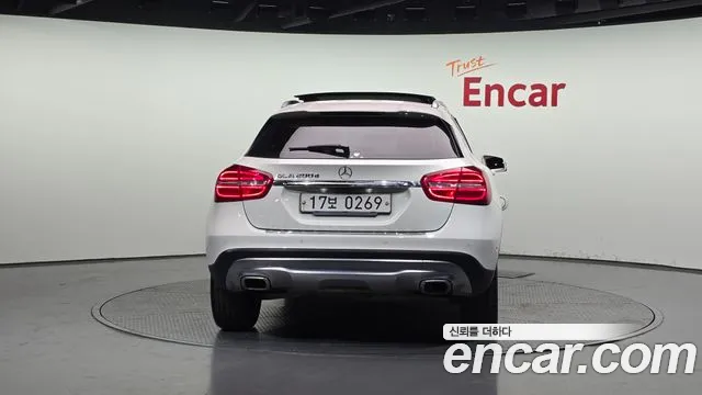 Mercedes-Benz GLA-Class 2016 — фото 4