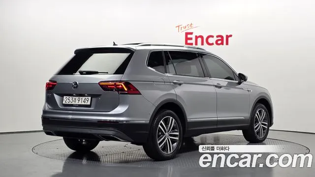 Volkswagen Tiguan 2020 — фото 2