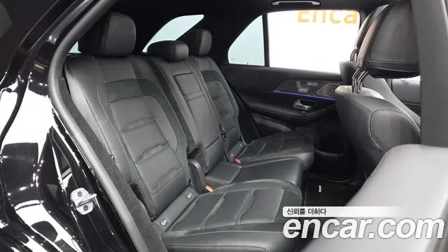 Mercedes-Benz GLE-Class 2023 — фото 12