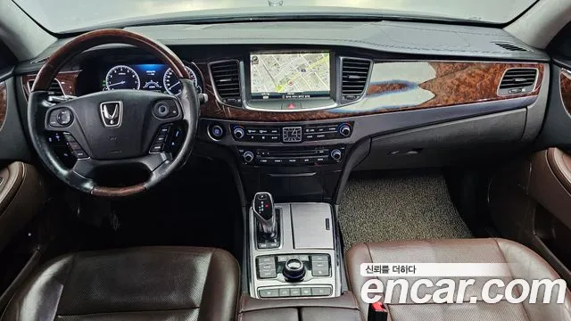 Hyundai Equus 2015 — фото 7