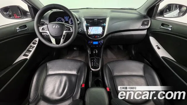 Hyundai Accent 2012 — фото 10