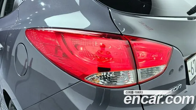 Hyundai Tucson 2015 — фото 9