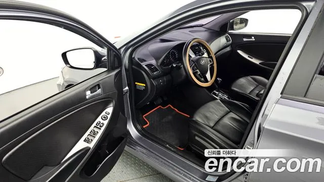 Hyundai Accent 2016 — фото 10