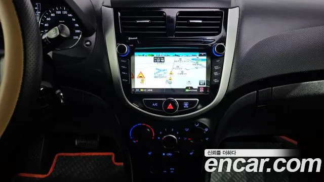 Hyundai Accent 2016 — фото 13