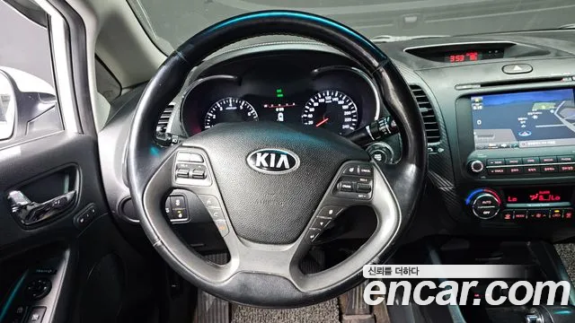 Kia K3 2015 — фото 19